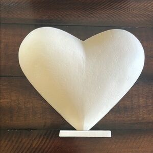 NIB indaba x Jilly Box Cast Aluminum Heart Statue